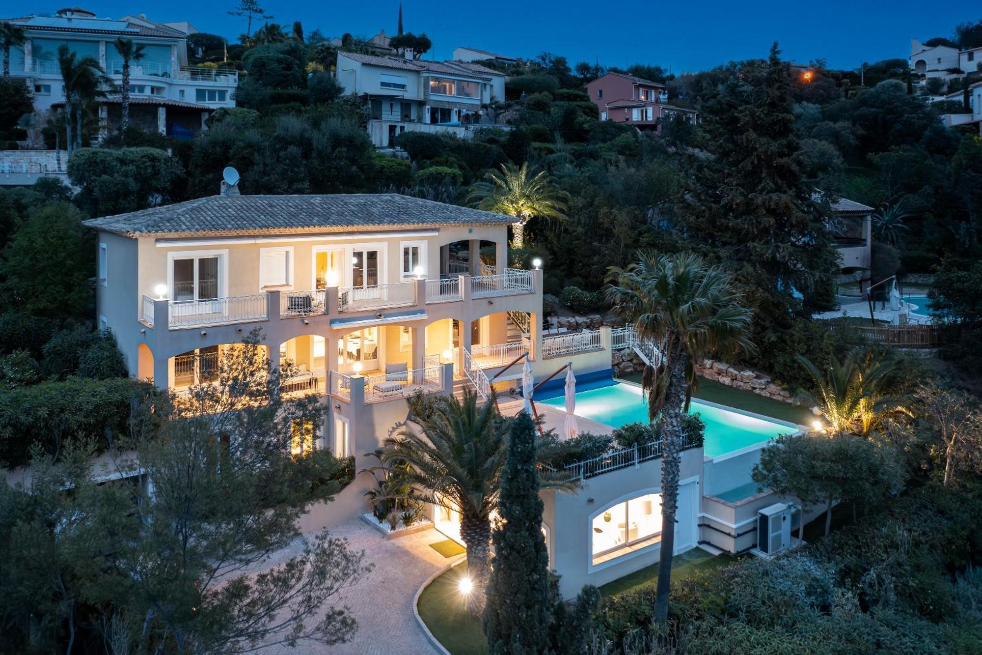Villas Raphael Лес-Иссамбр Экстерьер фото